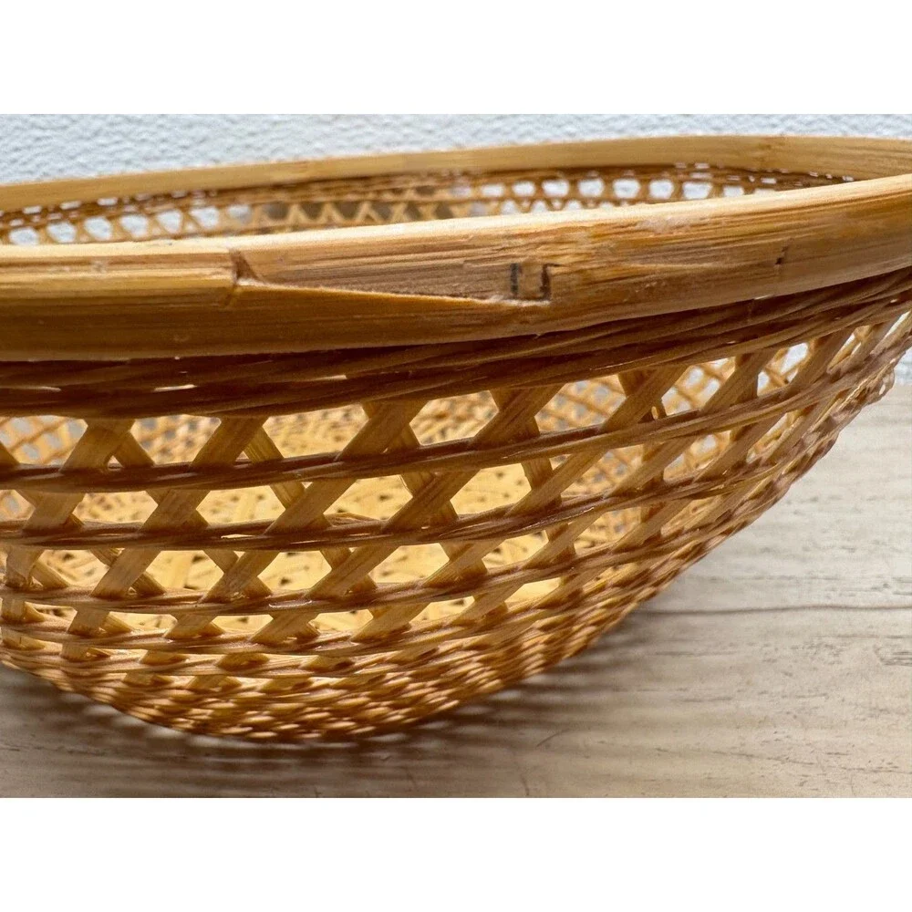 Vtg Handwoven Bamboo Round Wicker Basket 9